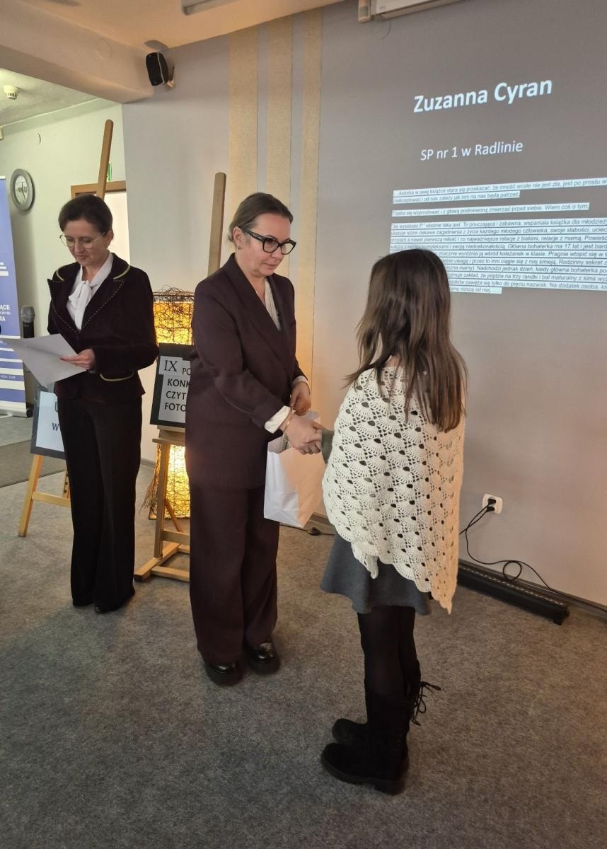 Zdjęcie w galerii na portalu naszwodzislaw.com: Ubierz się w książkę! Znamy zwycięzców konkursu wiadomości z regionu