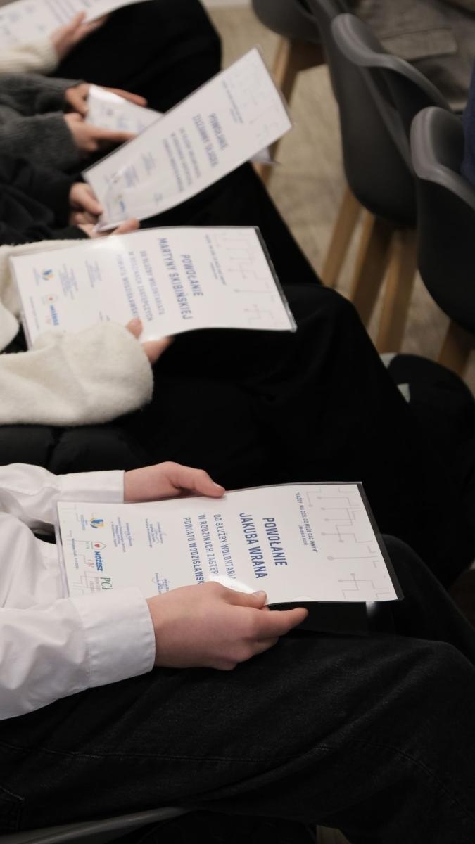 Zdjęcie w galerii na portalu naszwodzislaw.com: Młodzi niosą pomoc i wsparcie wiadomości z regionu