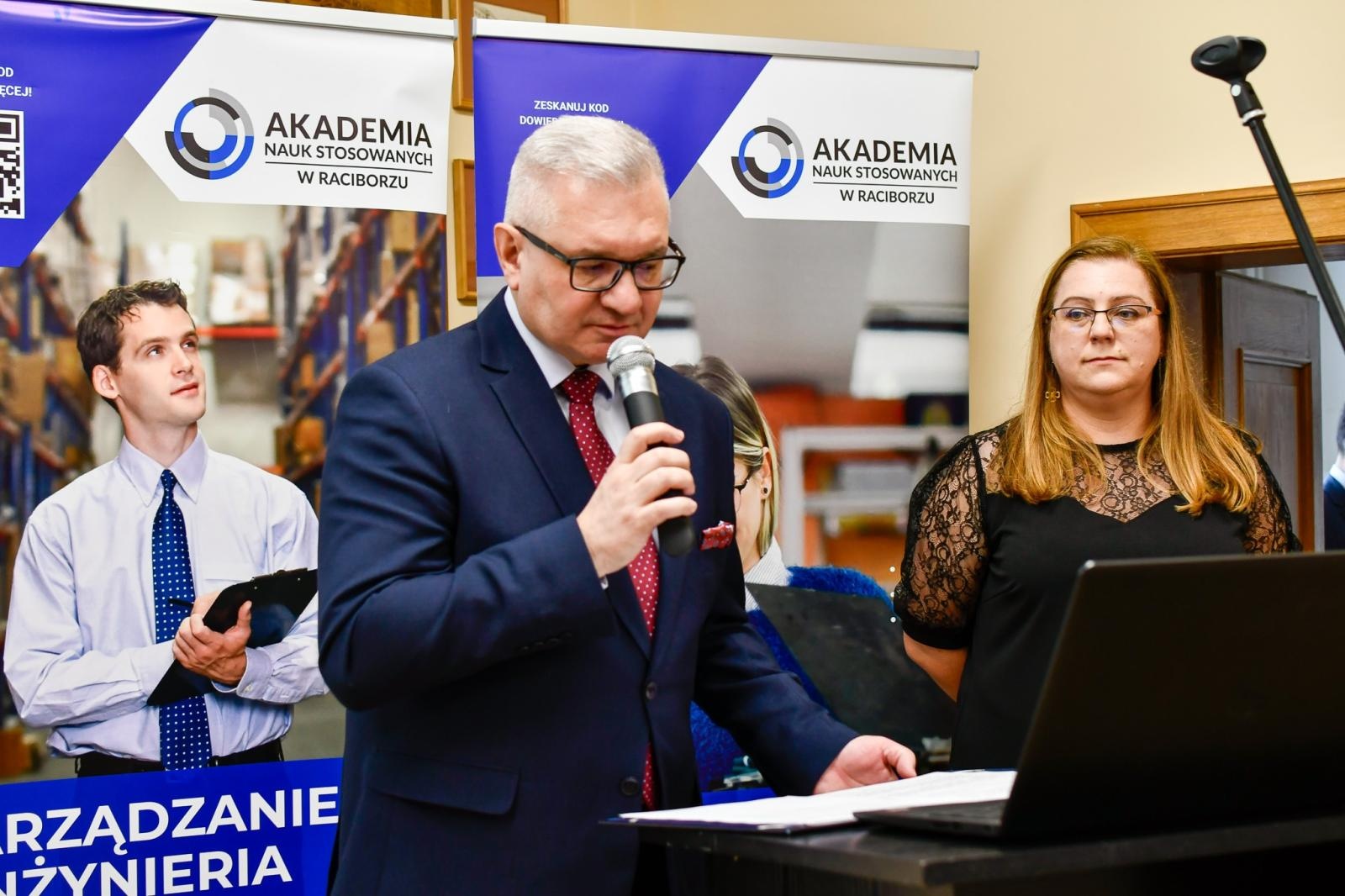 Zdjęcie w galerii na portalu naszwodzislaw.com: Architekci przyszłości z raciborskiej Akademii. Przegląd projektów inżynierskich wiadomości z regionu