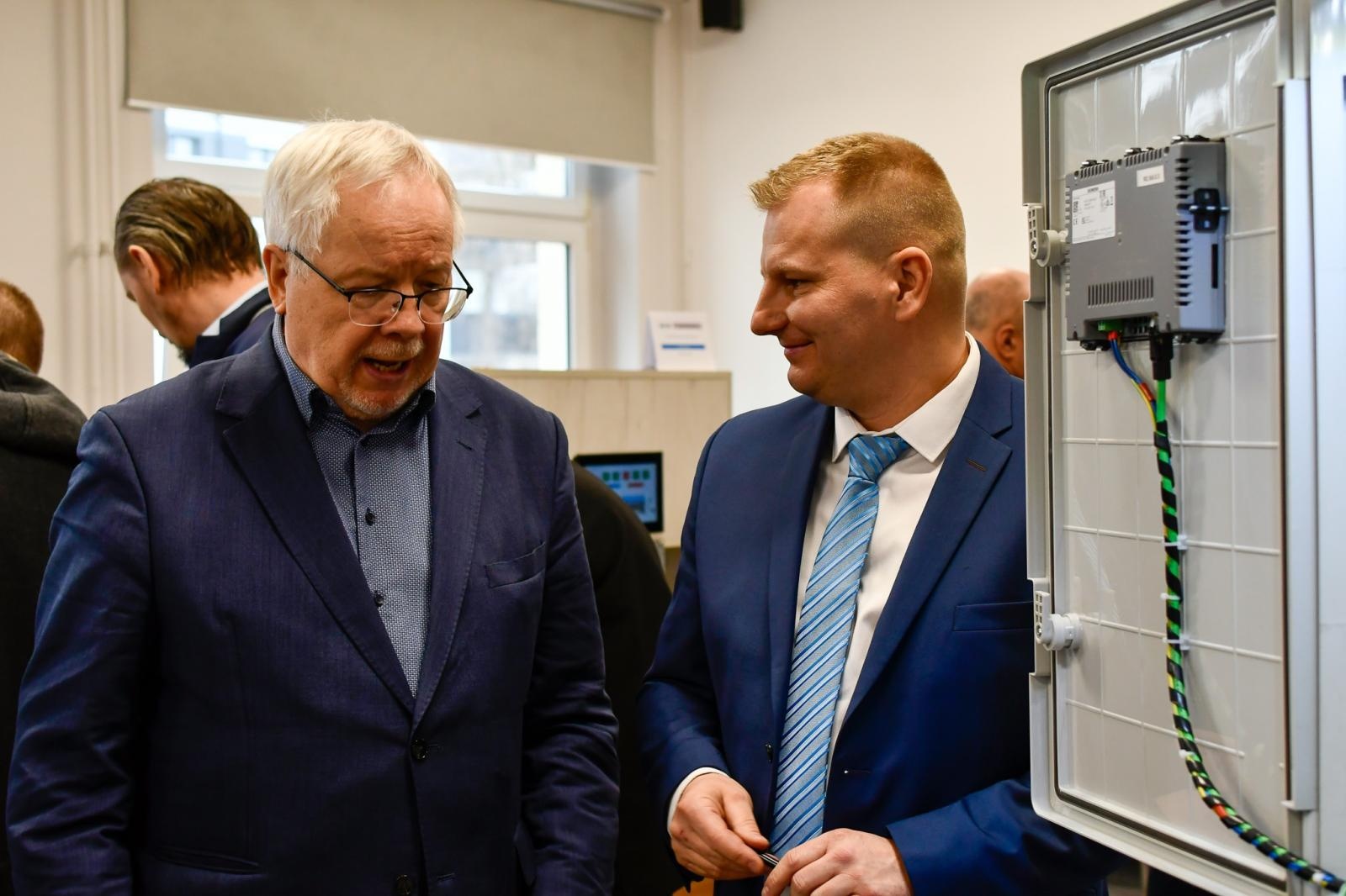 Zdjęcie w galerii na portalu naszwodzislaw.com: Architekci przyszłości z raciborskiej Akademii. Przegląd projektów inżynierskich wiadomości z regionu