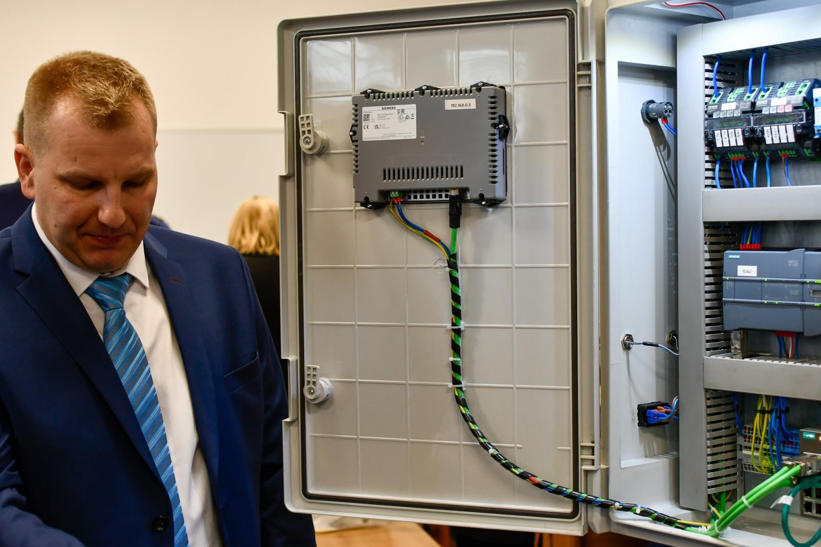 Zdjęcie w galerii na portalu naszwodzislaw.com: Architekci przyszłości z raciborskiej Akademii. Przegląd projektów inżynierskich wiadomości z regionu