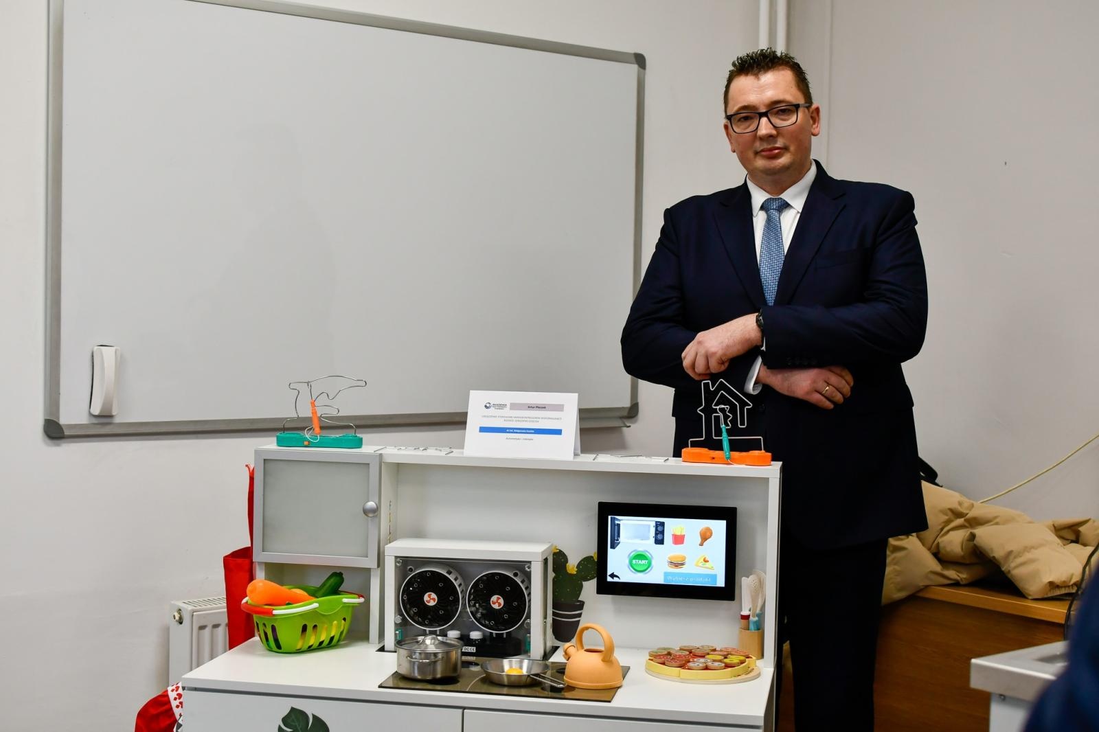 Zdjęcie w galerii na portalu naszwodzislaw.com: Architekci przyszłości z raciborskiej Akademii. Przegląd projektów inżynierskich wiadomości z regionu