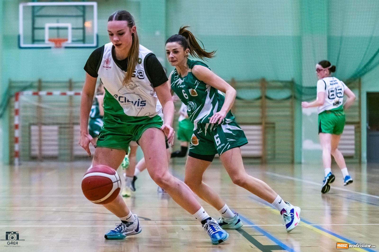 Zdjęcie w galerii na portalu naszwodzislaw.com: Koszykarskie derby regionu dla wodzisławskiej Olimpii [FOTO i WIDEO] wiadomości z regionu