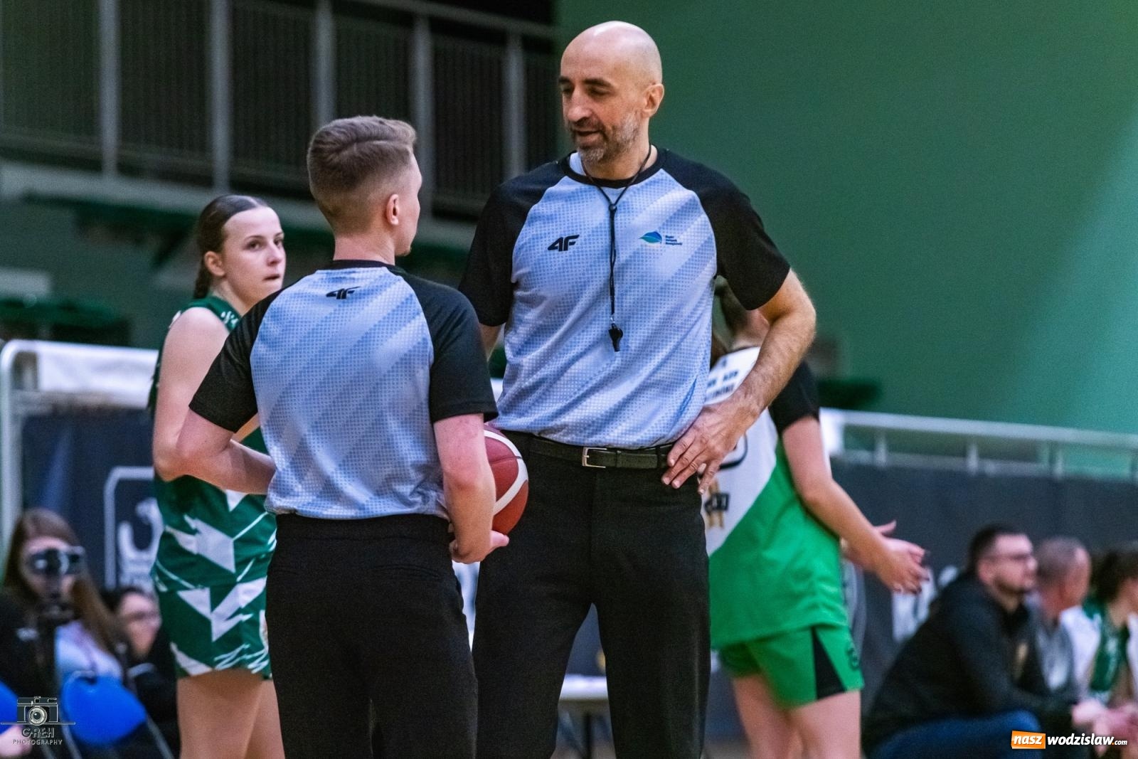 Zdjęcie w galerii na portalu naszwodzislaw.com: Koszykarskie derby regionu dla wodzisławskiej Olimpii [FOTO i WIDEO] wiadomości z regionu