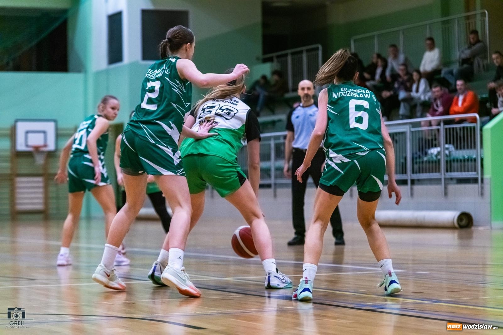 Zdjęcie w galerii na portalu naszwodzislaw.com: Koszykarskie derby regionu dla wodzisławskiej Olimpii [FOTO i WIDEO] wiadomości z regionu