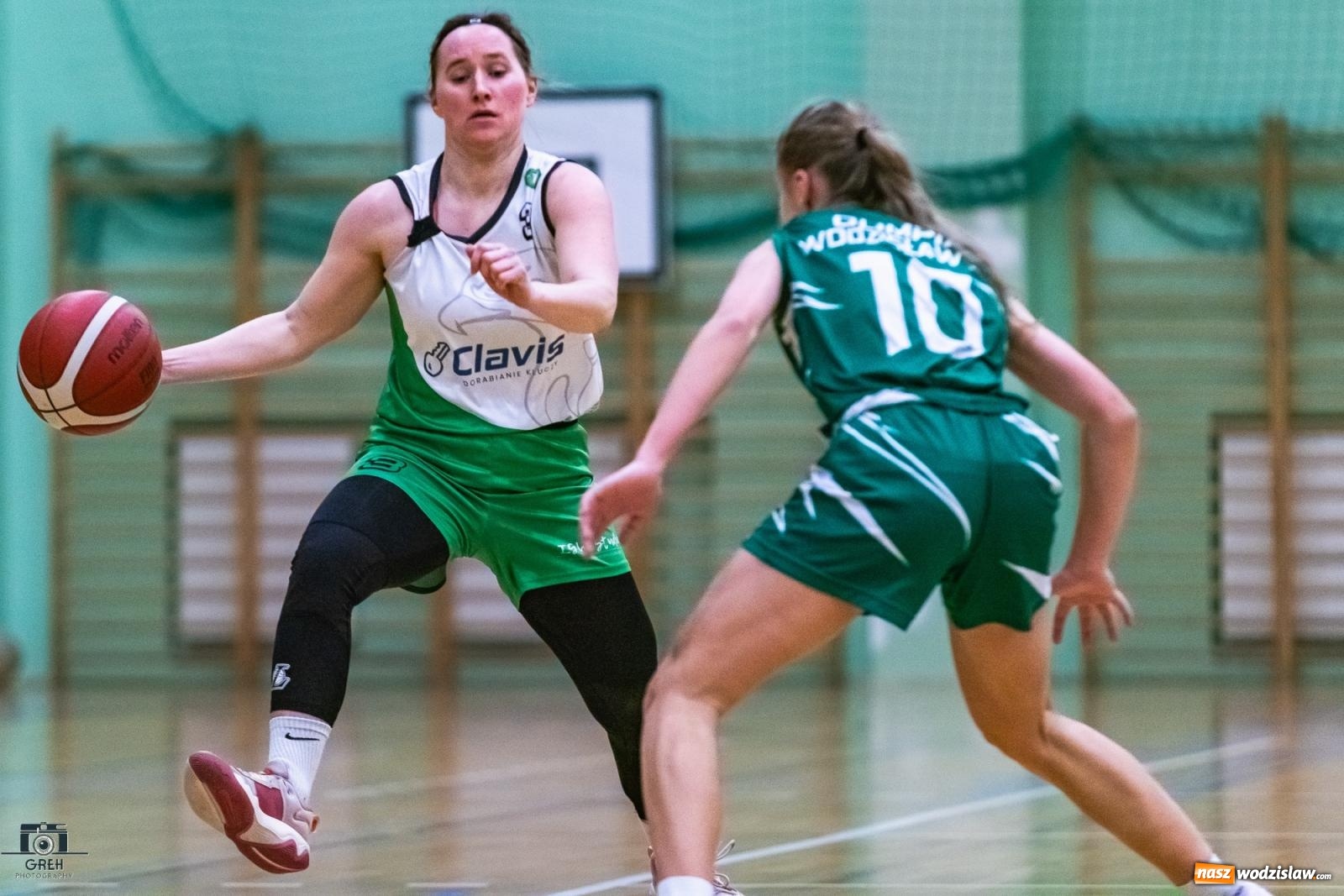 Zdjęcie w galerii na portalu naszwodzislaw.com: Koszykarskie derby regionu dla wodzisławskiej Olimpii [FOTO i WIDEO] wiadomości z regionu