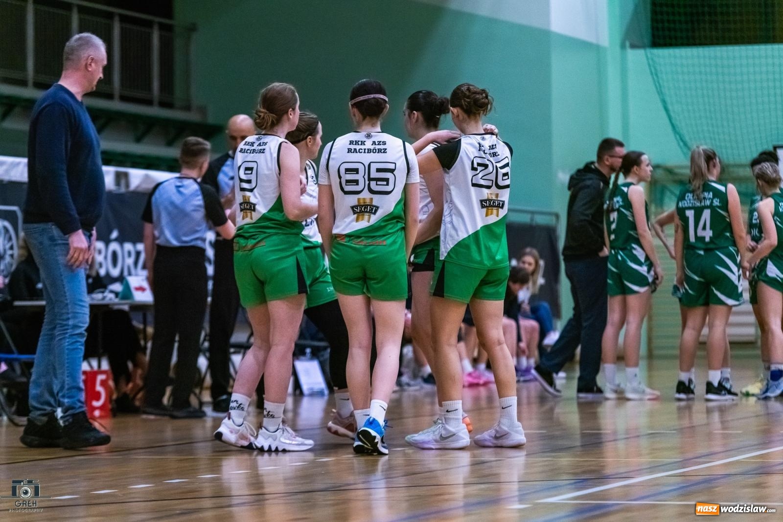 Zdjęcie w galerii na portalu naszwodzislaw.com: Koszykarskie derby regionu dla wodzisławskiej Olimpii [FOTO i WIDEO] wiadomości z regionu