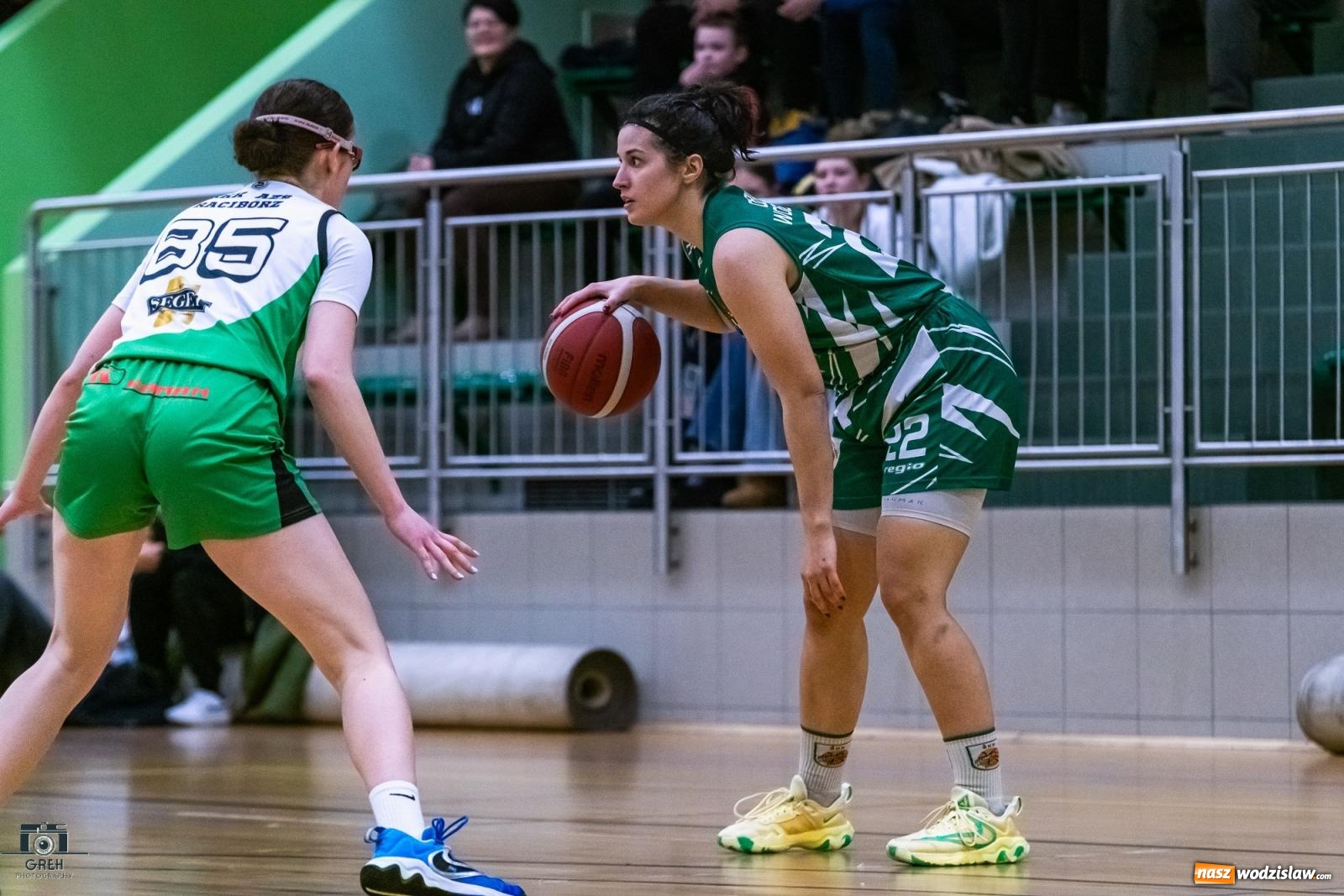 Zdjęcie w galerii na portalu naszwodzislaw.com: Koszykarskie derby regionu dla wodzisławskiej Olimpii [FOTO i WIDEO] wiadomości z regionu