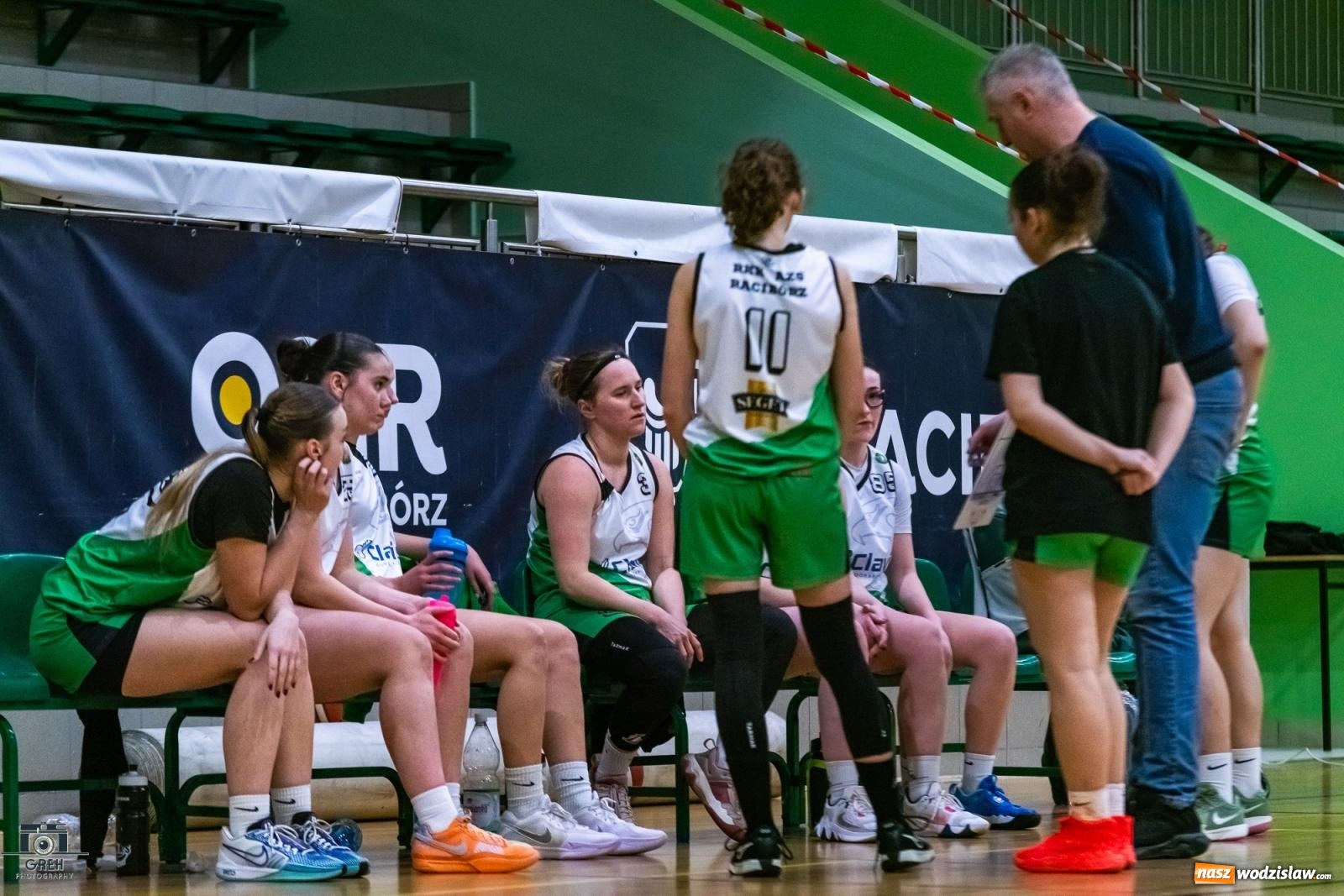 Zdjęcie w galerii na portalu naszwodzislaw.com: Koszykarskie derby regionu dla wodzisławskiej Olimpii [FOTO i WIDEO] wiadomości z regionu