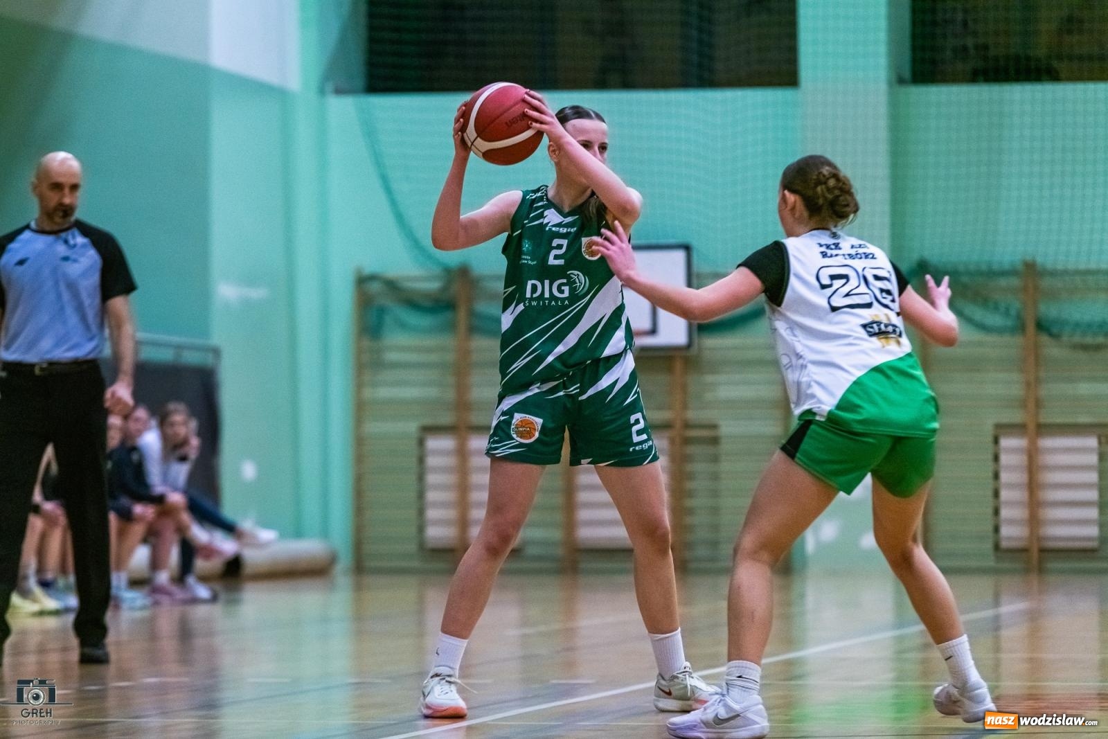 Zdjęcie w galerii na portalu naszwodzislaw.com: Koszykarskie derby regionu dla wodzisławskiej Olimpii [FOTO i WIDEO] wiadomości z regionu