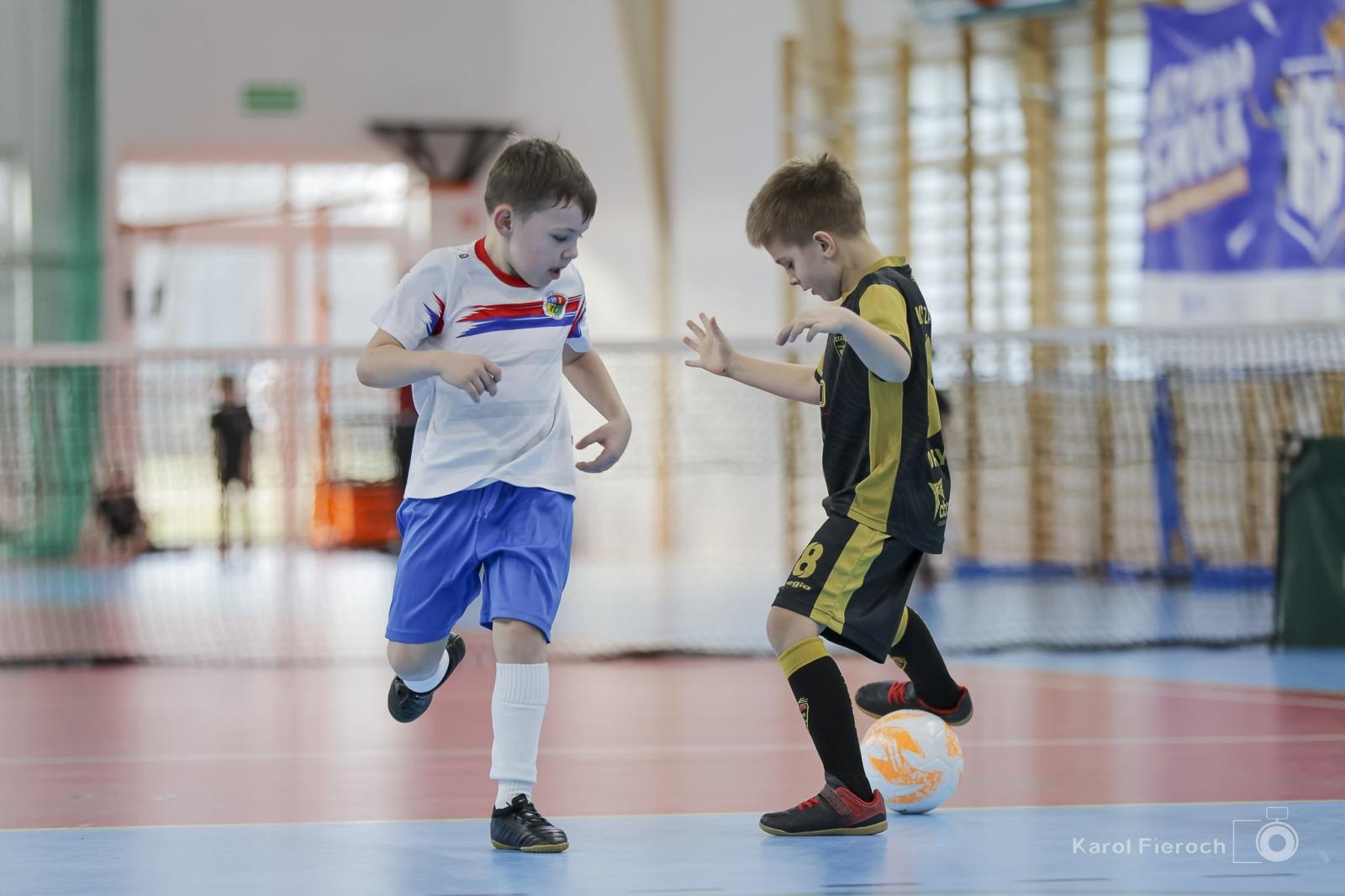 Zdjęcie w galerii na portalu naszwodzislaw.com: Zacięta rywalizacja młodych piłkarzy w Krzanowicach [FOTO] wiadomości z regionu