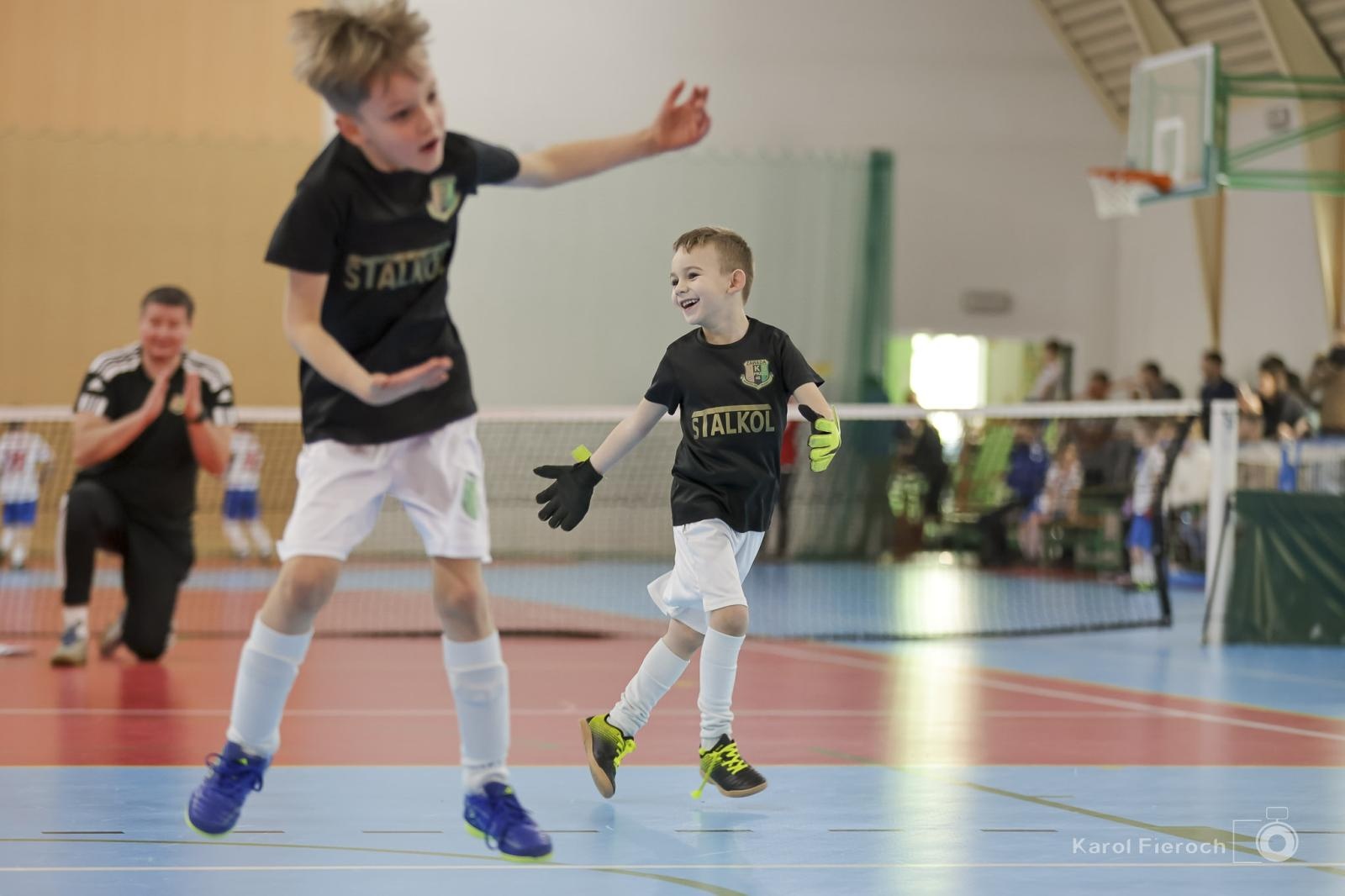 Zdjęcie w galerii na portalu naszwodzislaw.com: Zacięta rywalizacja młodych piłkarzy w Krzanowicach [FOTO] wiadomości z regionu