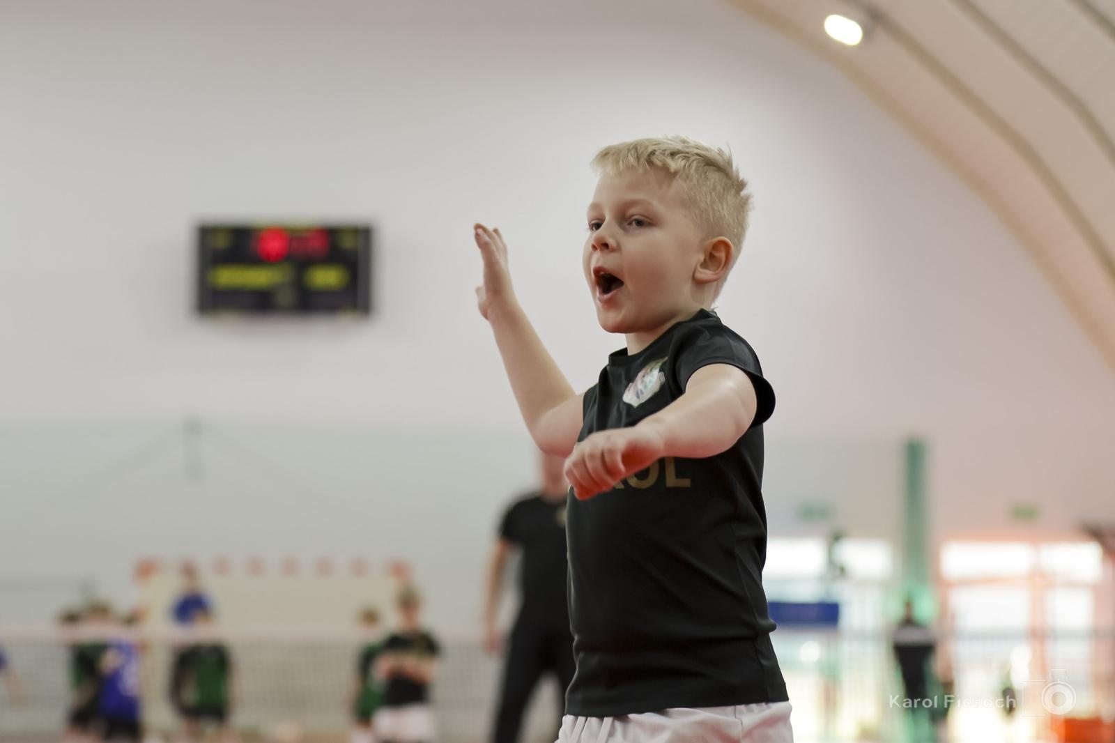 Zdjęcie w galerii na portalu naszwodzislaw.com: Zacięta rywalizacja młodych piłkarzy w Krzanowicach [FOTO] wiadomości z regionu