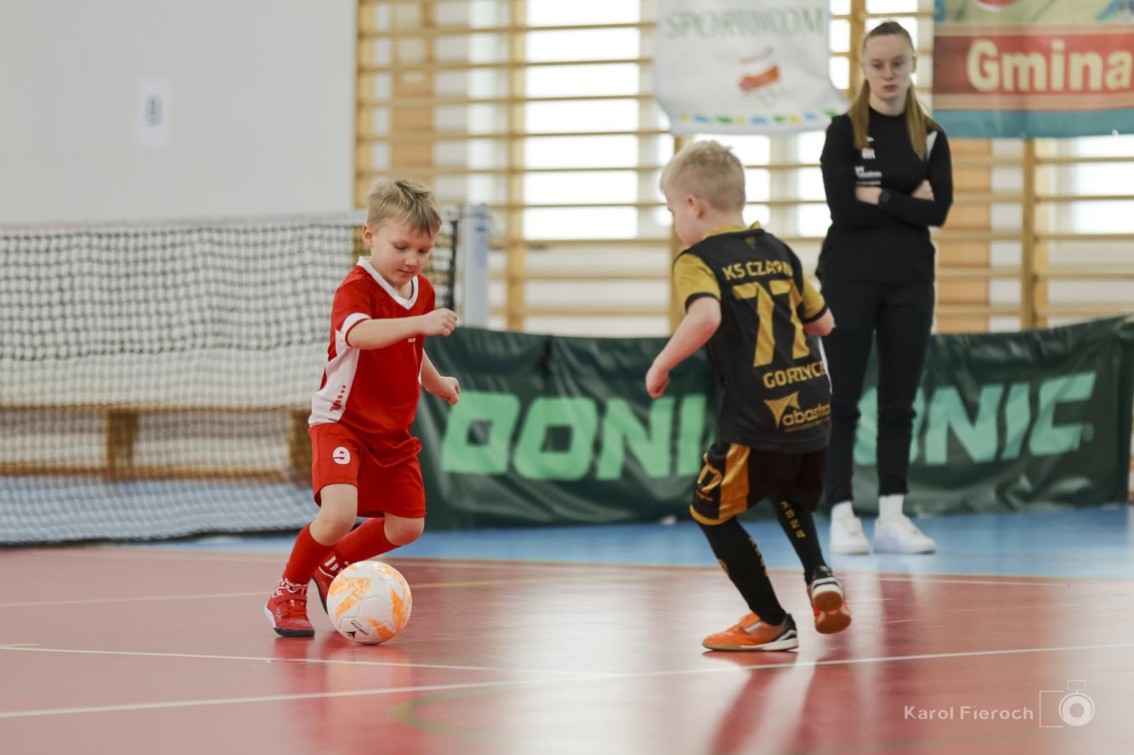 Zdjęcie w galerii na portalu naszwodzislaw.com: Zacięta rywalizacja młodych piłkarzy w Krzanowicach [FOTO] wiadomości z regionu
