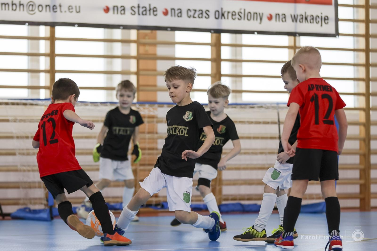 Zdjęcie w galerii na portalu naszwodzislaw.com: Zacięta rywalizacja młodych piłkarzy w Krzanowicach [FOTO] wiadomości z regionu