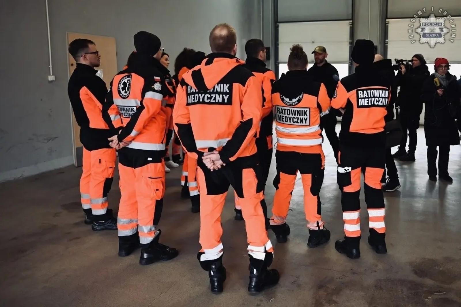 Zdjęcie w galerii na portalu naszwodzislaw.com: Policja szkoli ratowników medycznych. Coraz częstsze ataki agresywnych pacjentów wiadomości z regionu