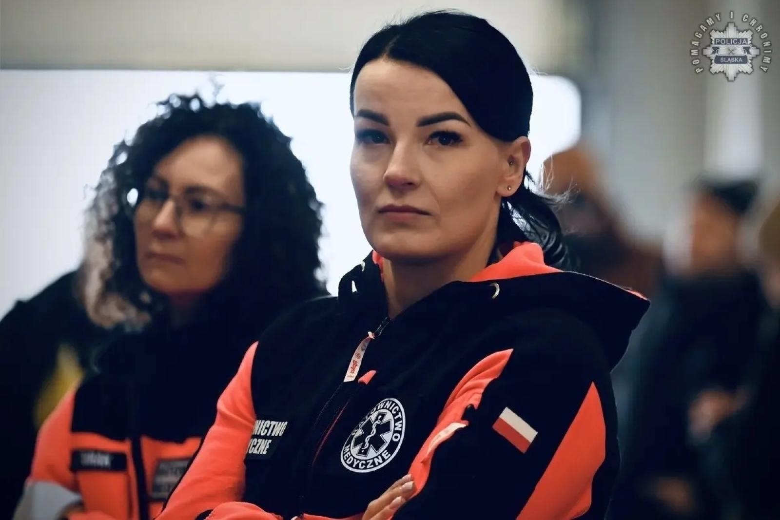 Zdjęcie w galerii na portalu naszwodzislaw.com: Policja szkoli ratowników medycznych. Coraz częstsze ataki agresywnych pacjentów wiadomości z regionu