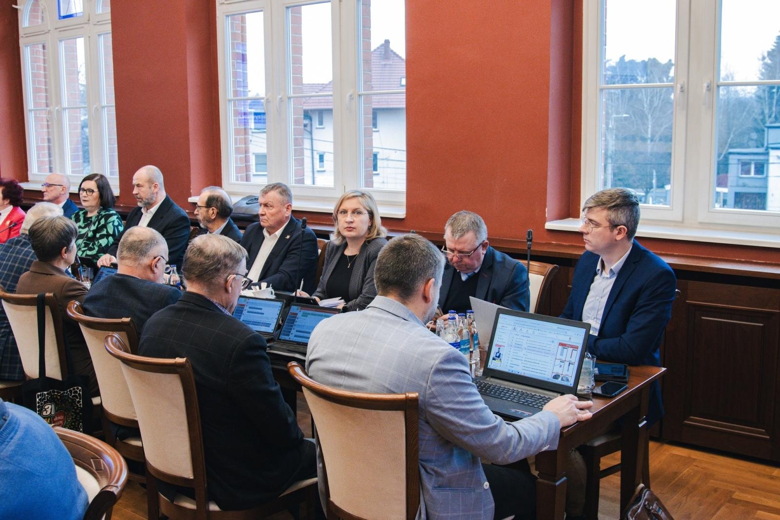 Zdjęcie w galerii na portalu naszwodzislaw.com: Mniej komisji Rady Miasta w Wodzisławiu Śląskim wiadomości z regionu