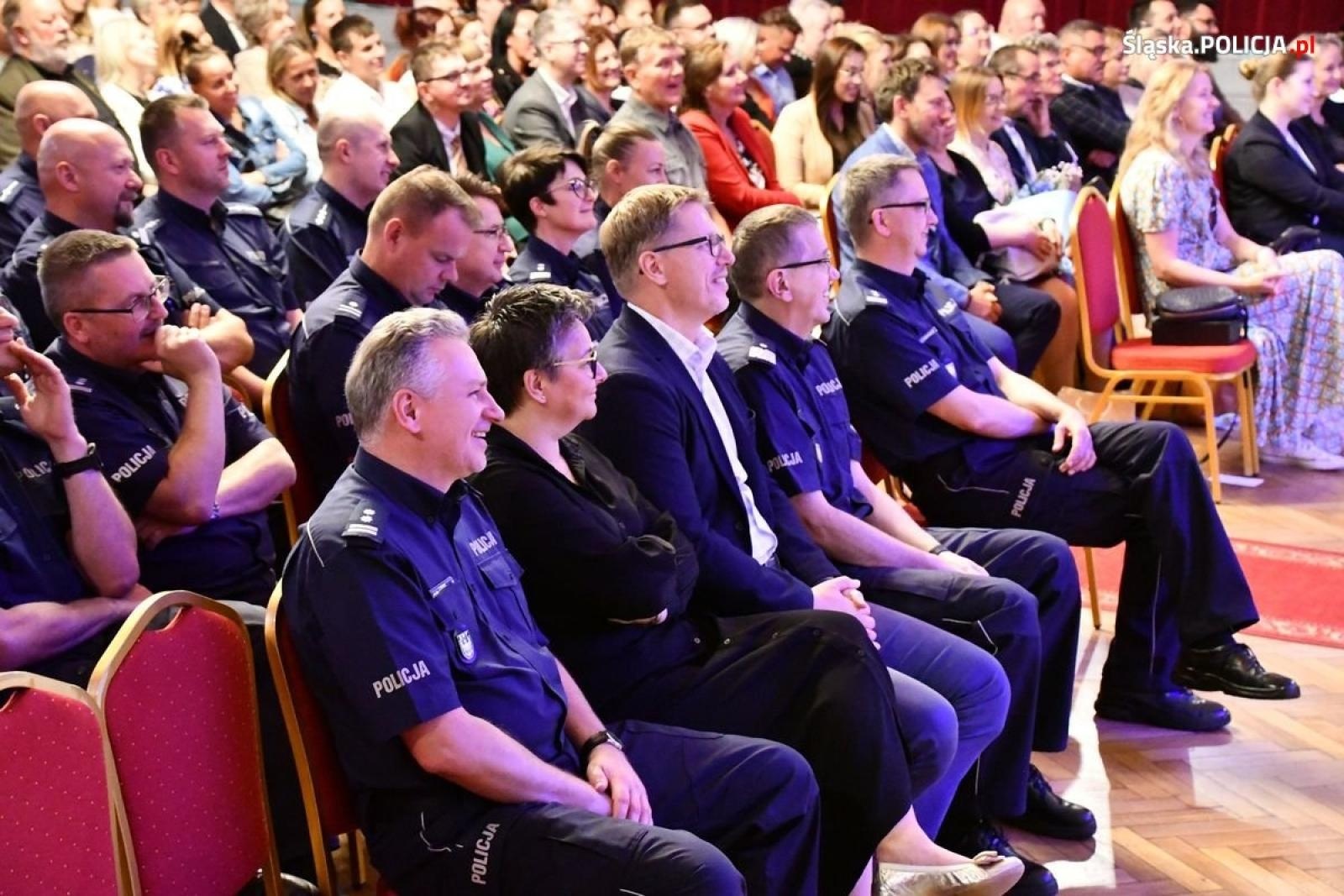 Zdjęcie w galerii na portalu naszwodzislaw.com: Startuje #SuperDzielnicowy 2025! wiadomości z regionu