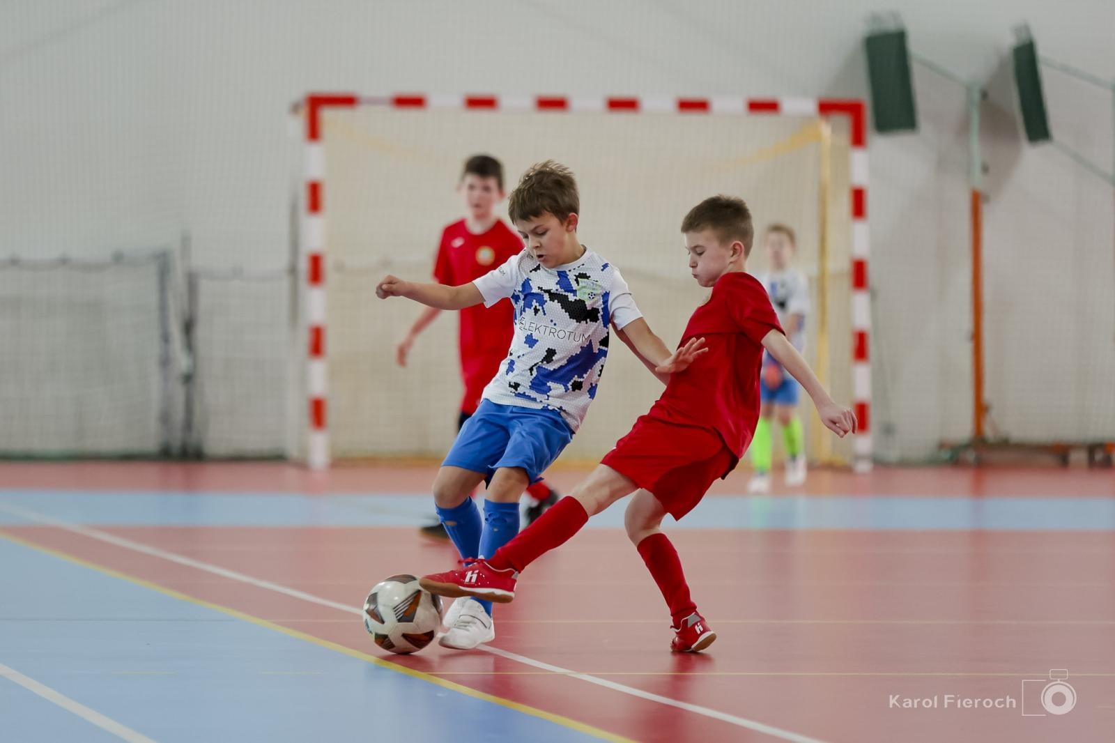 Zdjęcie w galerii na portalu naszwodzislaw.com: Unia Turza Śląska zdominowała II halowy turniej im. Arkadiusza Kühna [FOTO] wiadomości z regionu