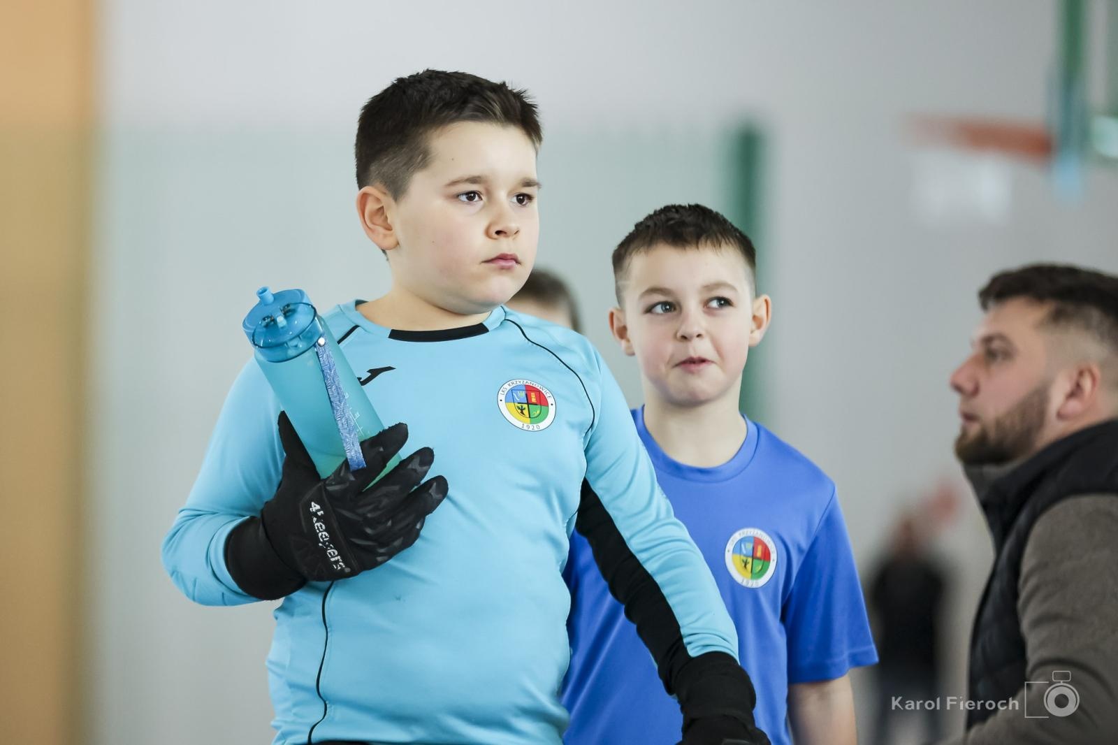 Zdjęcie w galerii na portalu naszwodzislaw.com: Unia Turza Śląska zdominowała II halowy turniej im. Arkadiusza Kühna [FOTO] wiadomości z regionu