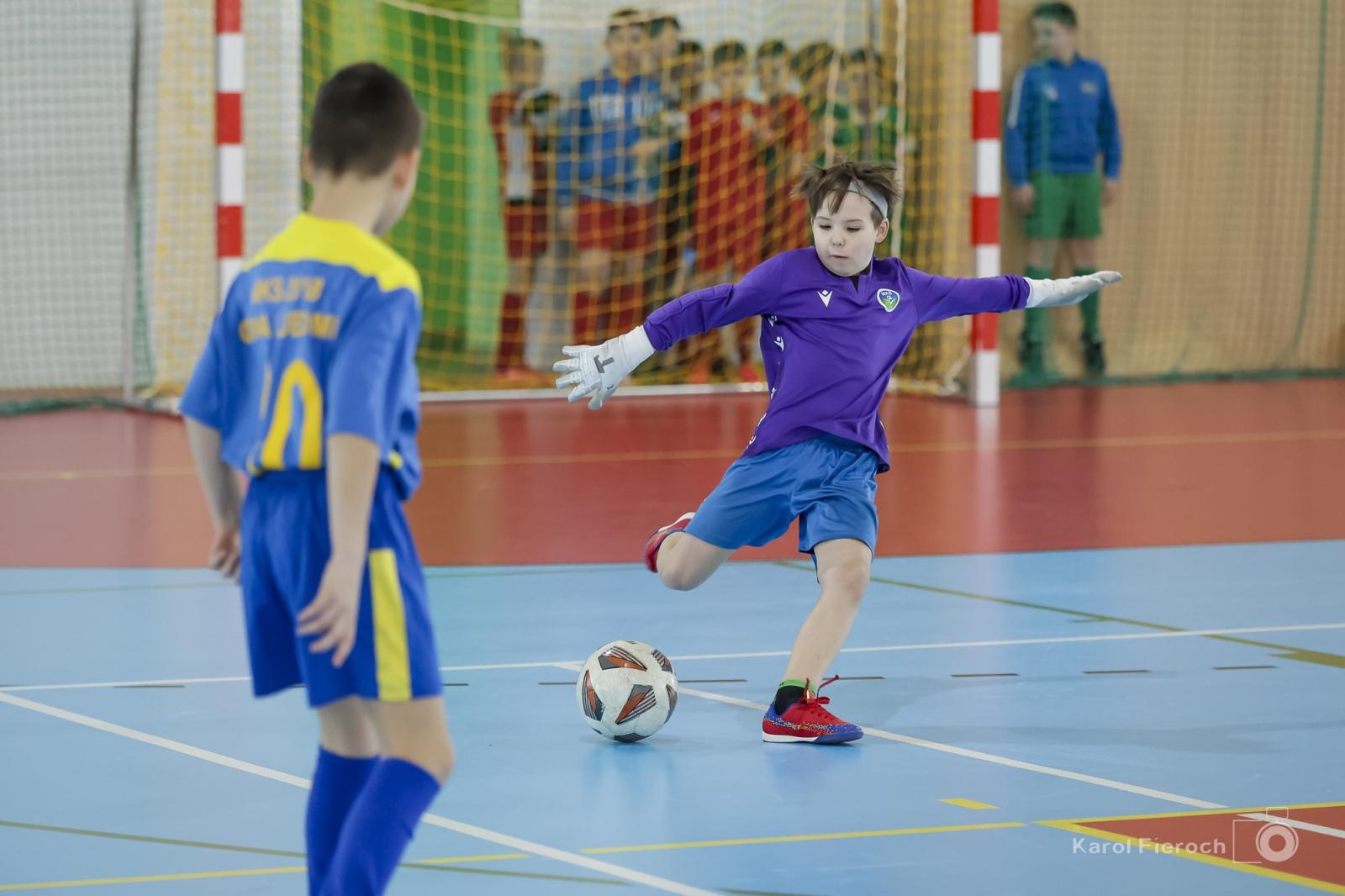 Zdjęcie w galerii na portalu naszwodzislaw.com: Unia Turza Śląska zdominowała II halowy turniej im. Arkadiusza Kühna [FOTO] wiadomości z regionu