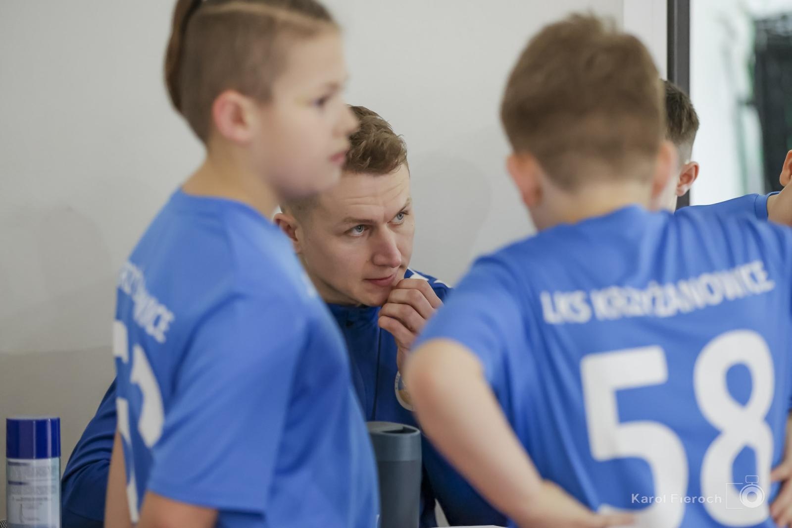 Zdjęcie w galerii na portalu naszwodzislaw.com: Unia Turza Śląska zdominowała II halowy turniej im. Arkadiusza Kühna [FOTO] wiadomości z regionu