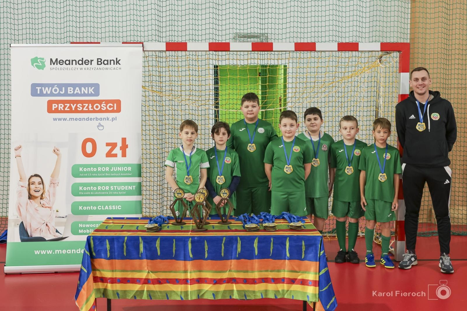 Zdjęcie w galerii na portalu naszwodzislaw.com: Unia Turza Śląska zdominowała II halowy turniej im. Arkadiusza Kühna [FOTO] wiadomości z regionu