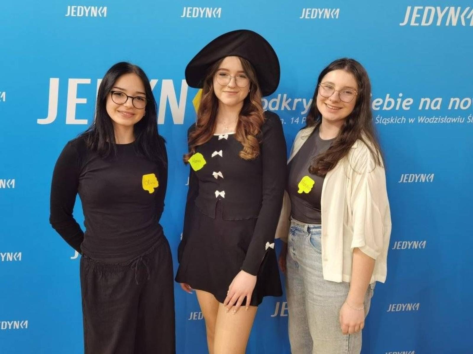 Zdjęcie w galerii na portalu naszwodzislaw.com: Radość i wspólna zabawa. Karnawałowy bal dla dzieci z rodzin zastępczych wiadomości z regionu