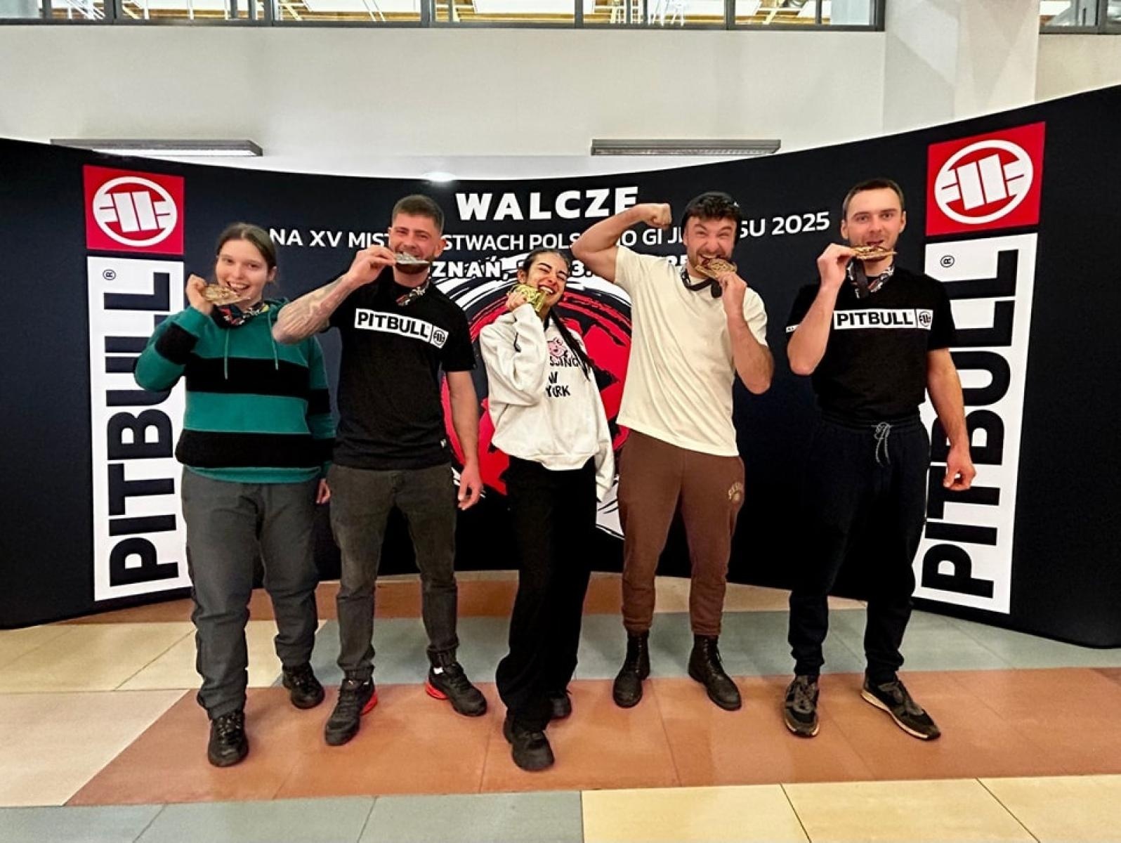 Zdjęcie w galerii na portalu naszwodzislaw.com: 9 medali Octagonu na XV Mistrzostwach Polski No Gi Jiu Jitsu wiadomości z regionu