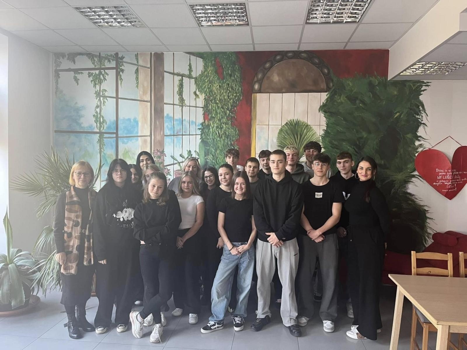 Zdjęcie w galerii na portalu naszwodzislaw.com: Zawodowy Debiut - 126 uczniów na drodze do kariery zawodowej wiadomości z regionu