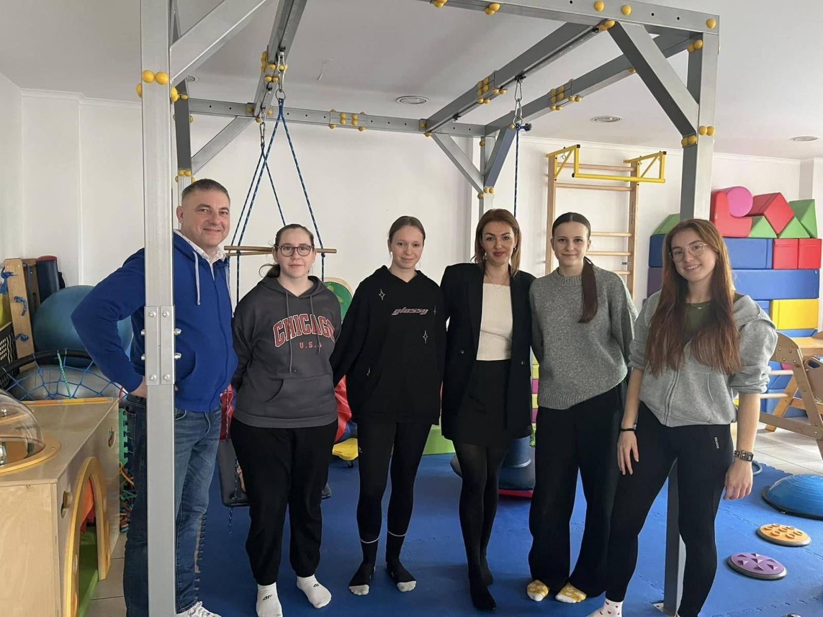 Zdjęcie w galerii na portalu naszwodzislaw.com: Zawodowy Debiut - 126 uczniów na drodze do kariery zawodowej wiadomości z regionu