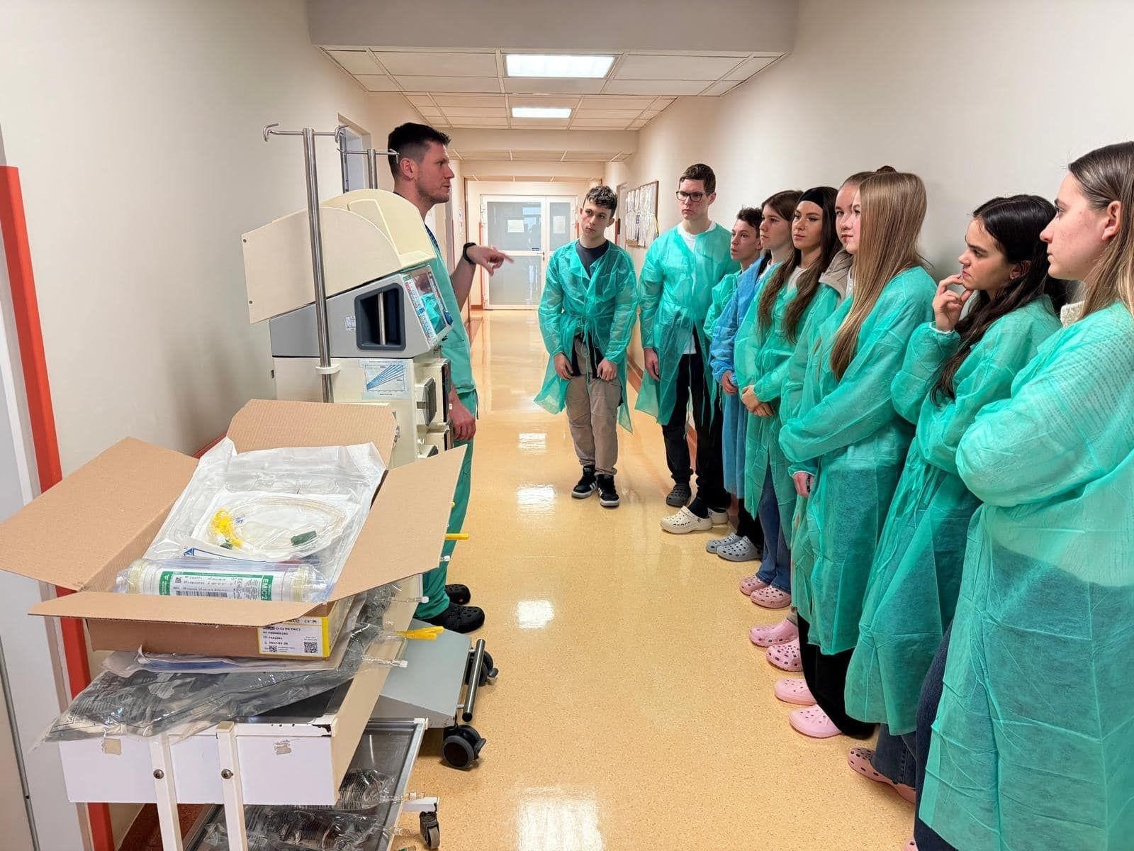 Zdjęcie w galerii na portalu naszwodzislaw.com: Zawodowy Debiut - 126 uczniów na drodze do kariery zawodowej wiadomości z regionu