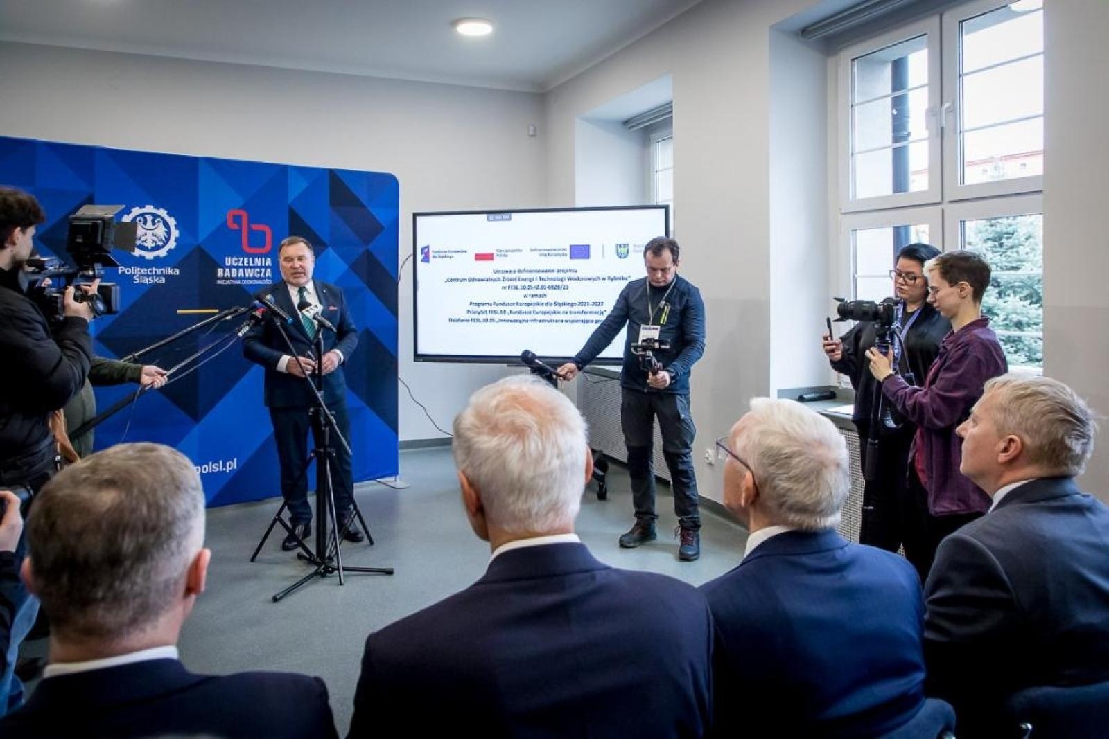 Zdjęcie w galerii na portalu naszwodzislaw.com: Sąsiedzi inwestują w kompetencje przyszłości wiadomości z regionu