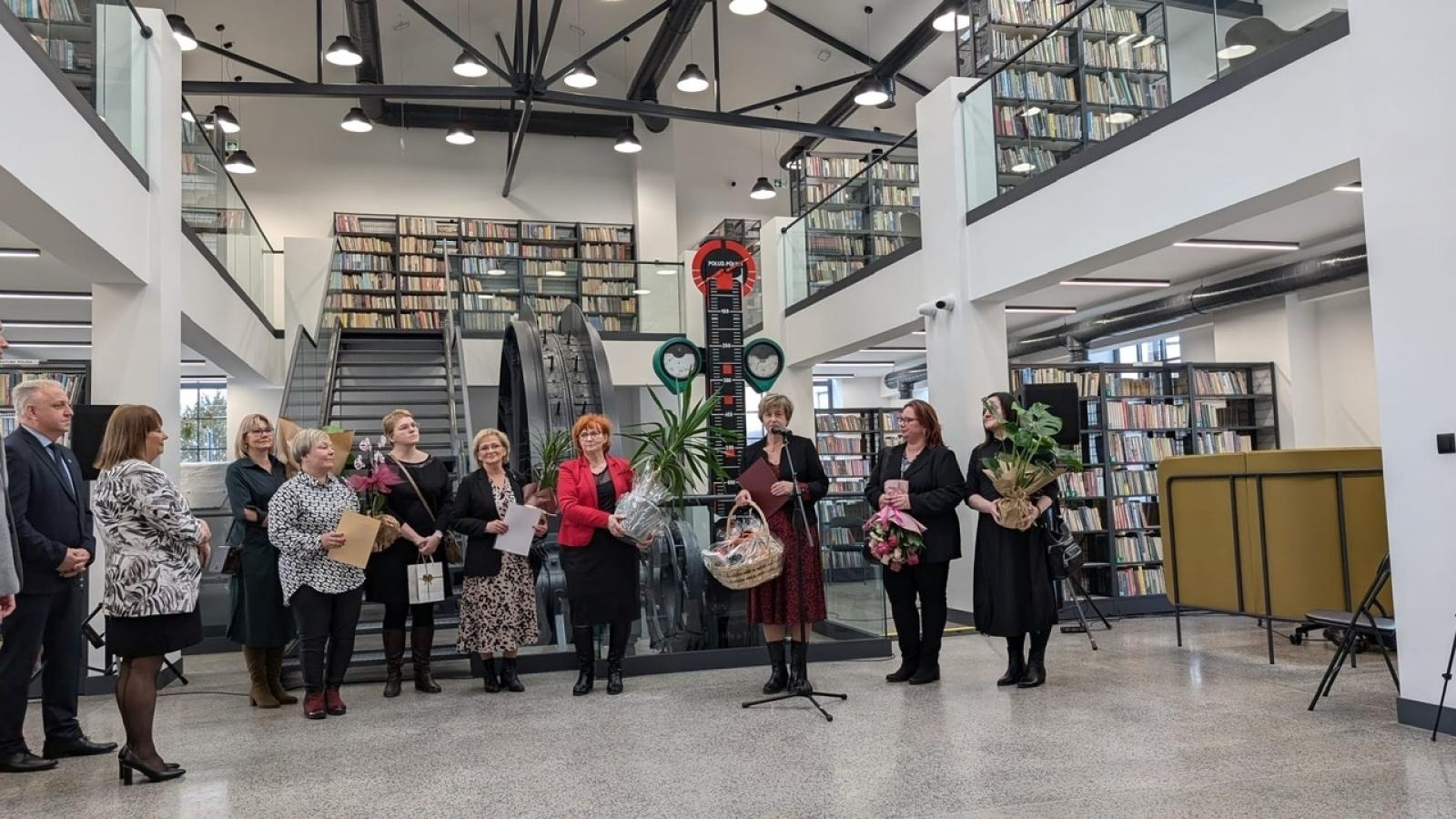 Zdjęcie w galerii na portalu naszwodzislaw.com: Nowa siedziba biblioteki w Pszowie otwarta wiadomości z regionu