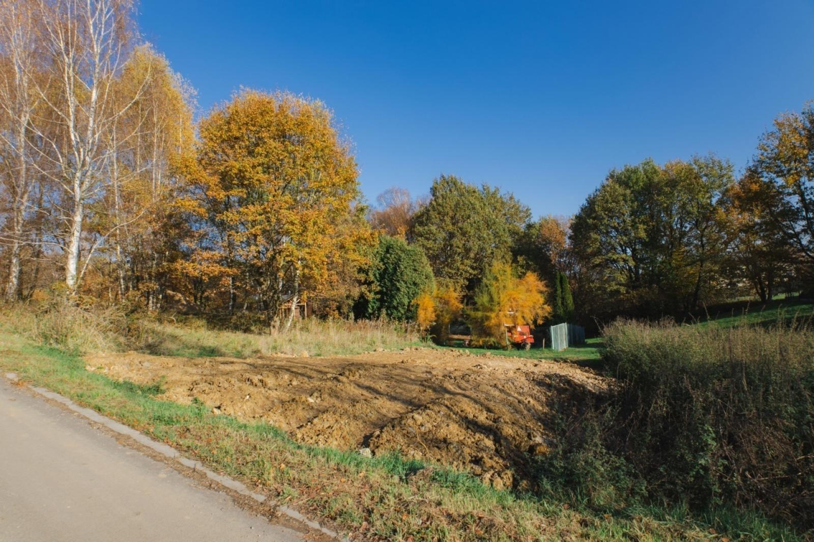 Zdjęcie w galerii na portalu naszwodzislaw.com: Działka na ulicy Głożyńskiej na sprzedaż wiadomości z regionu