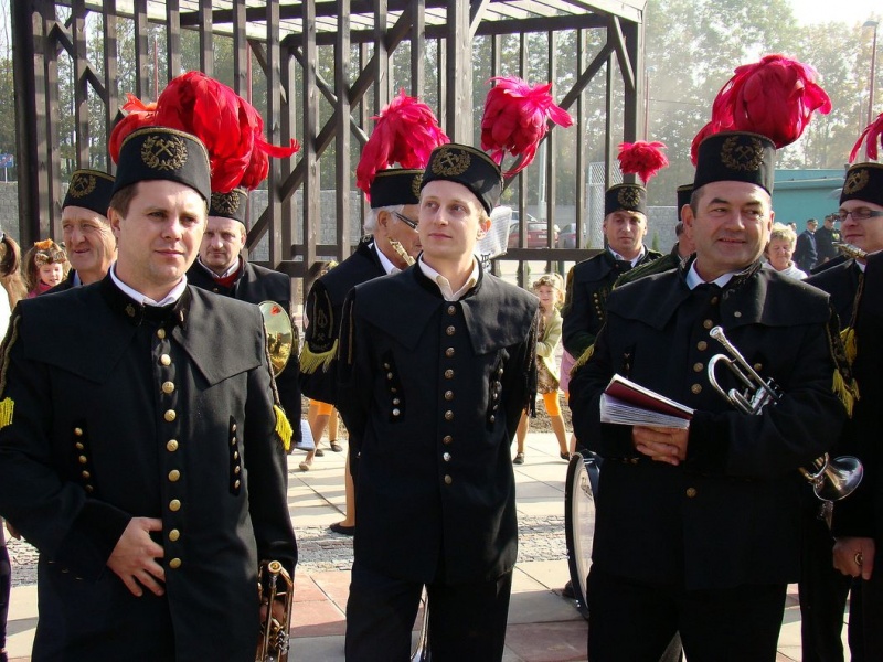Zdjęcie w galerii na portalu naszwodzislaw.com: Tłumy sześciolatków na otwarciu Glinioka wiadomości z regionu