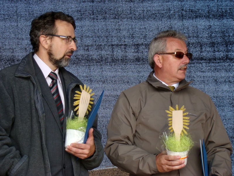 Zdjęcie w galerii na portalu naszwodzislaw.com: Tłumy sześciolatków na otwarciu Glinioka wiadomości z regionu