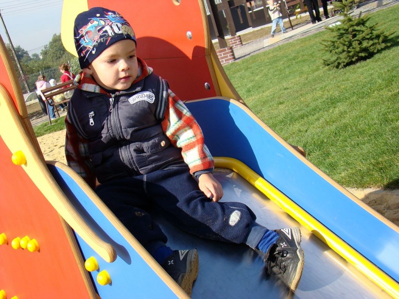 Zdjęcie w galerii na portalu naszwodzislaw.com: Tłumy sześciolatków na otwarciu Glinioka wiadomości z regionu