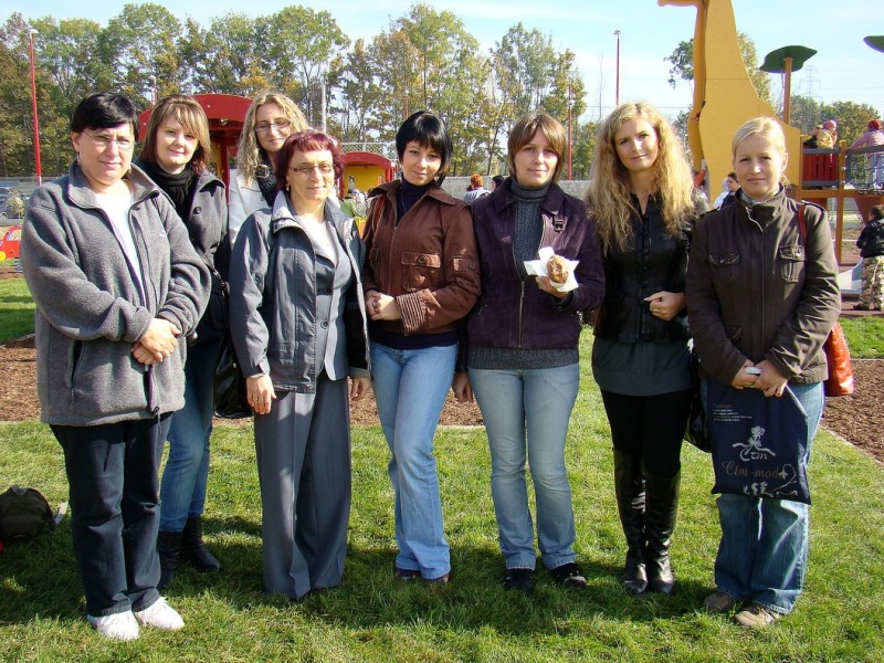 Zdjęcie w galerii na portalu naszwodzislaw.com: Tłumy sześciolatków na otwarciu Glinioka wiadomości z regionu