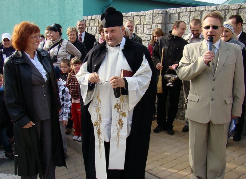 Zdjęcie w galerii na portalu naszwodzislaw.com: Tłumy sześciolatków na otwarciu Glinioka wiadomości z regionu