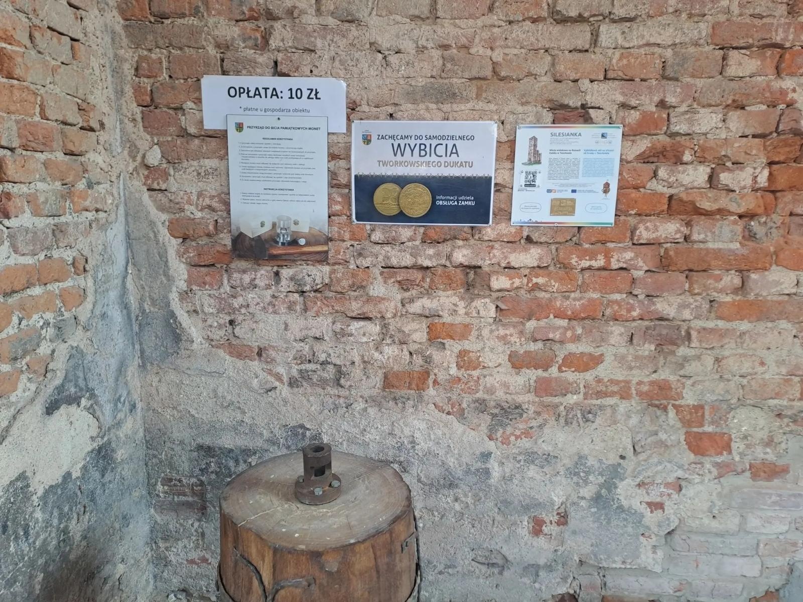 Zdjęcie w galerii na portalu naszwodzislaw.com: Patrz, jak nadchodzi wiosna z wieży w Tworkowie wiadomości z regionu