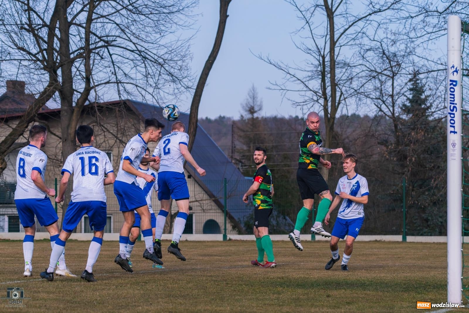 Zdjęcie w galerii na portalu naszwodzislaw.com: Naprzód Syrynia bez punktów w inauguracyjnym meczu rundy wiosennej [FOTO] wiadomości z regionu