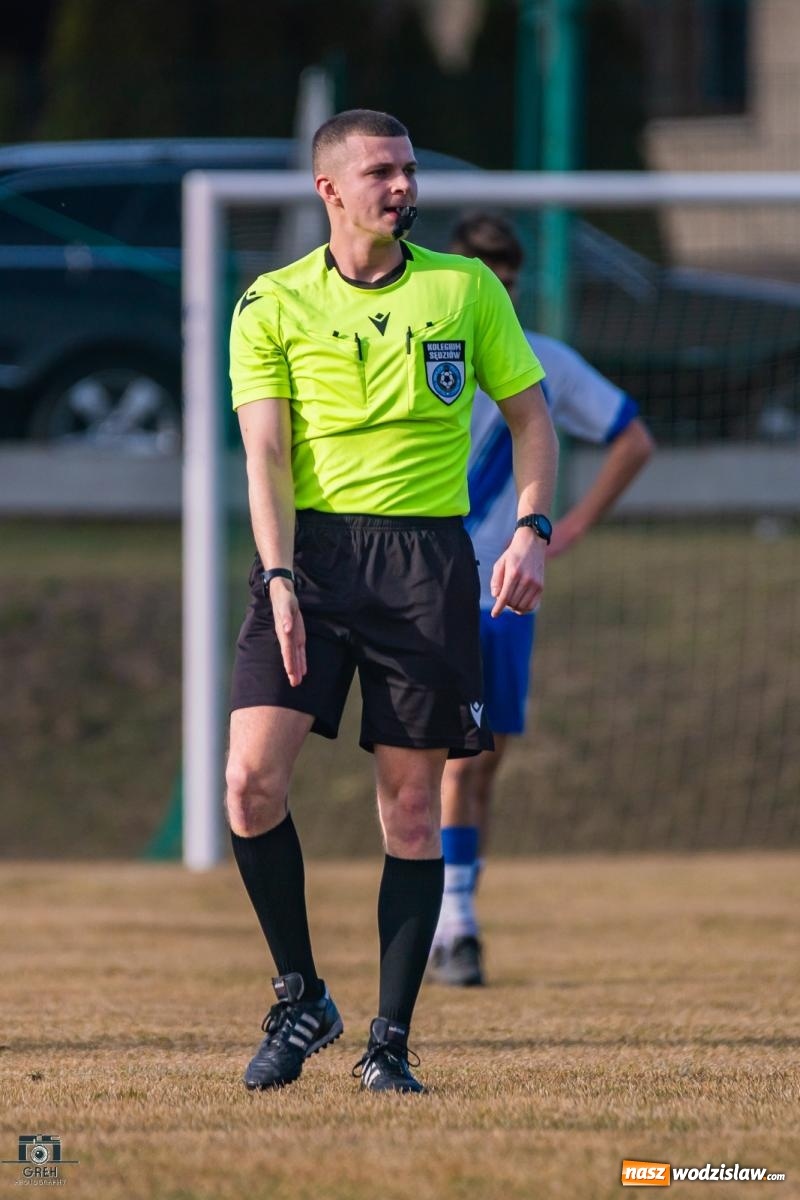 Zdjęcie w galerii na portalu naszwodzislaw.com: Naprzód Syrynia bez punktów w inauguracyjnym meczu rundy wiosennej [FOTO] wiadomości z regionu