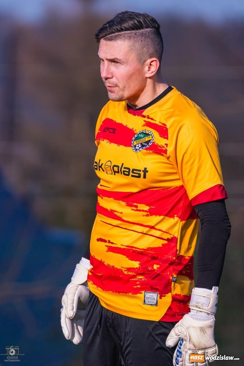 Zdjęcie w galerii na portalu naszwodzislaw.com: Naprzód Syrynia bez punktów w inauguracyjnym meczu rundy wiosennej [FOTO] wiadomości z regionu