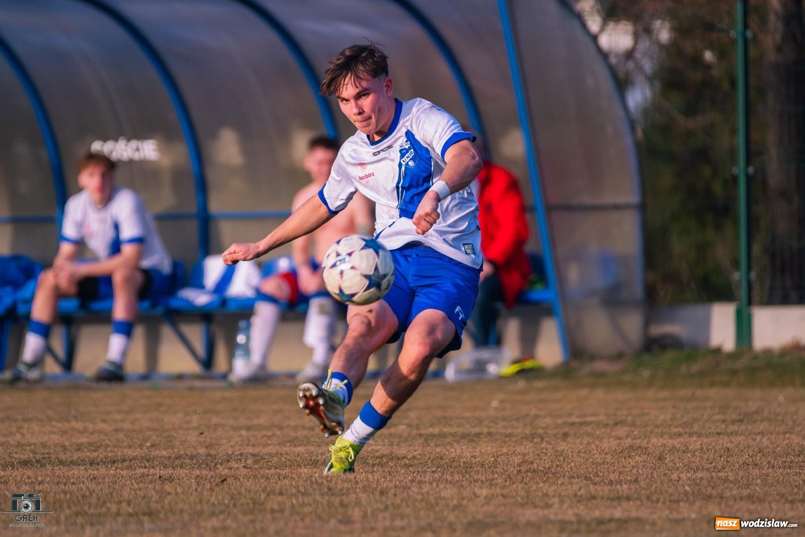 Zdjęcie w galerii na portalu naszwodzislaw.com: Naprzód Syrynia bez punktów w inauguracyjnym meczu rundy wiosennej [FOTO] wiadomości z regionu