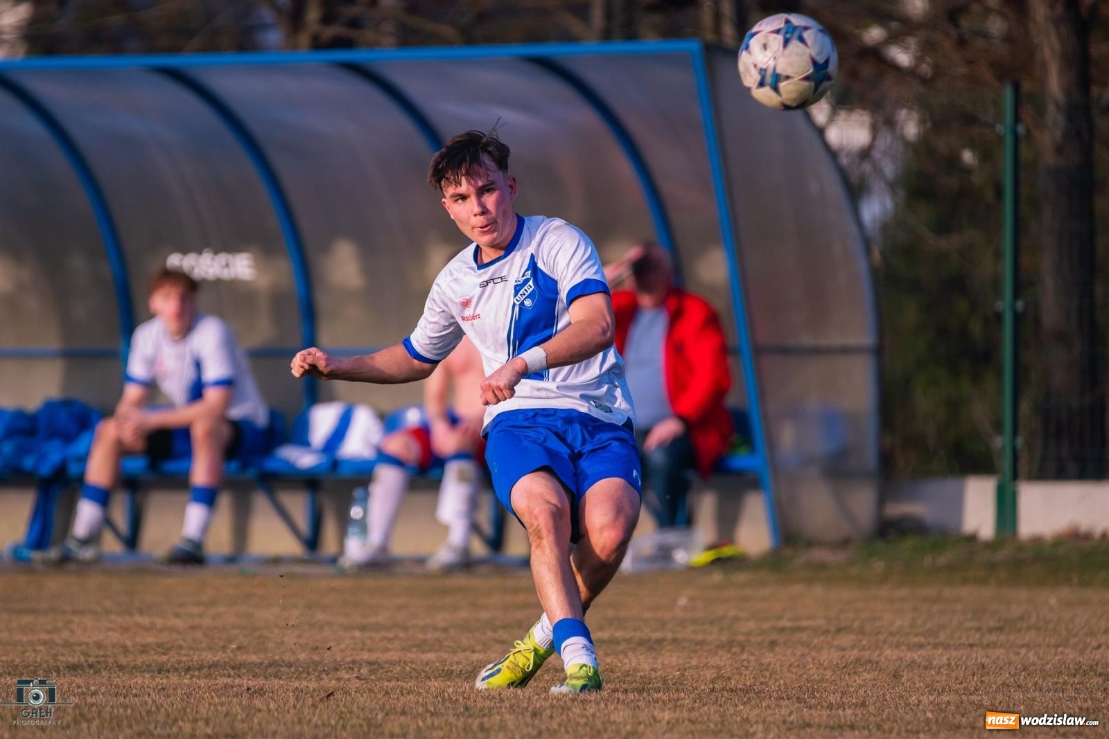 Zdjęcie w galerii na portalu naszwodzislaw.com: Naprzód Syrynia bez punktów w inauguracyjnym meczu rundy wiosennej [FOTO] wiadomości z regionu