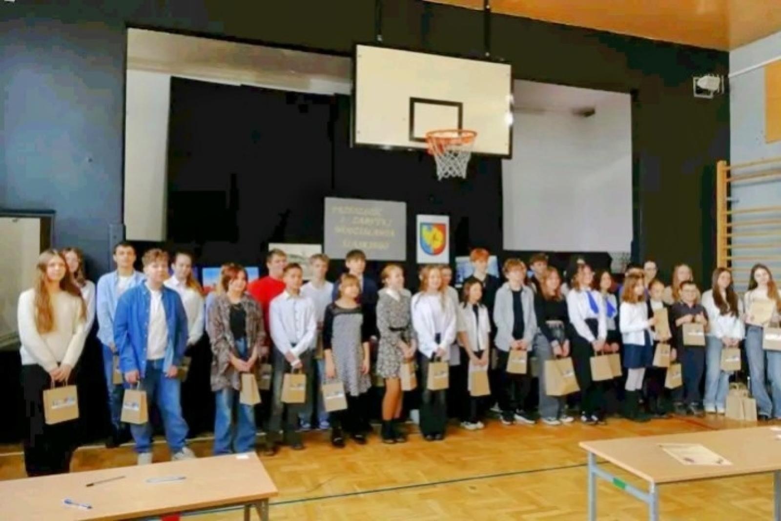 Zdjęcie w galerii na portalu naszwodzislaw.com: Przeszłość i zabytki Wodzisławia Śląskiego. Konkurs w ZSP 4 wiadomości z regionu