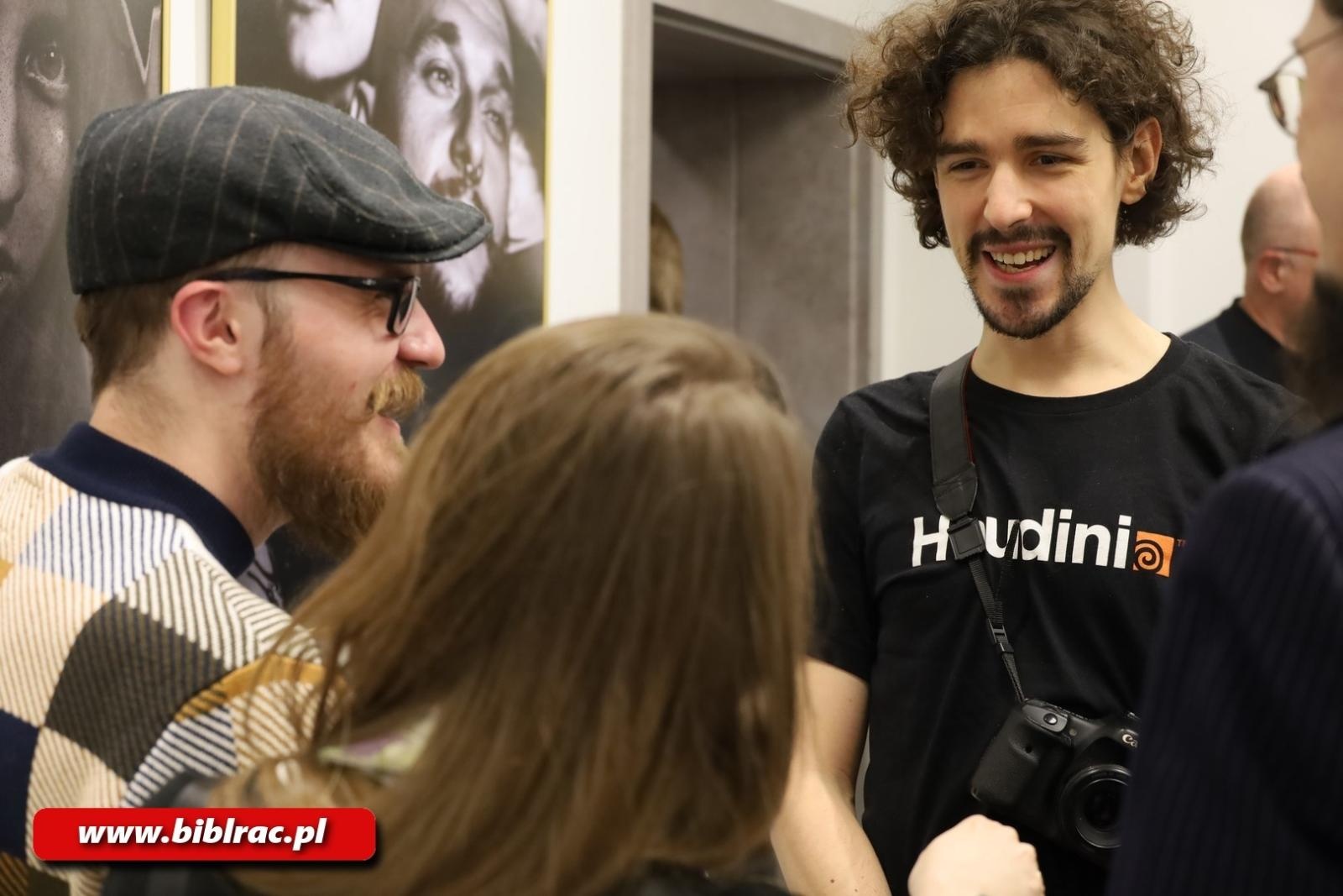 Zdjęcie w galerii na portalu naszwodzislaw.com: 20 lat FOTONU w bibliotece wiadomości z regionu