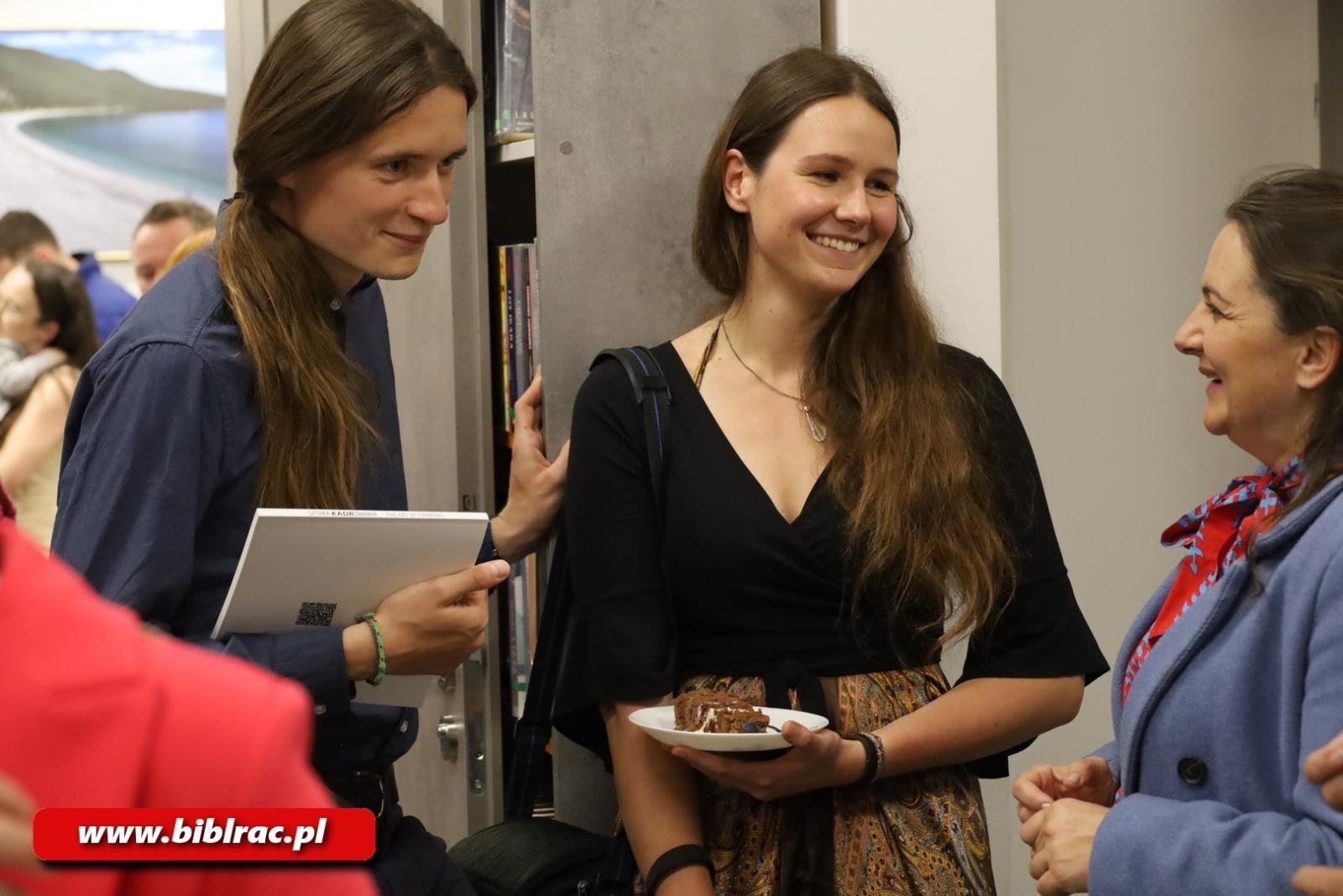 Zdjęcie w galerii na portalu naszwodzislaw.com: 20 lat FOTONU w bibliotece wiadomości z regionu